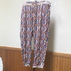 Pilcro capri pants